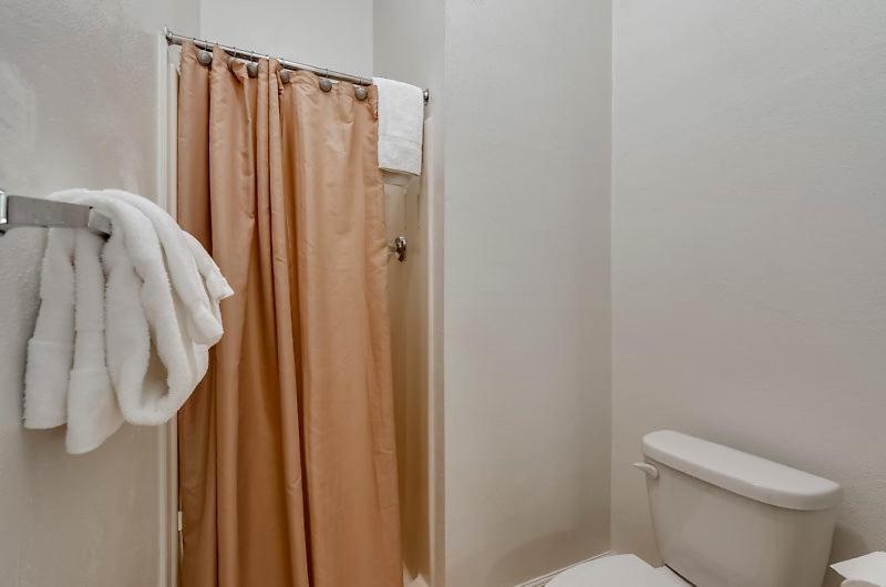 Ryan Hotel 월리스 외부 사진