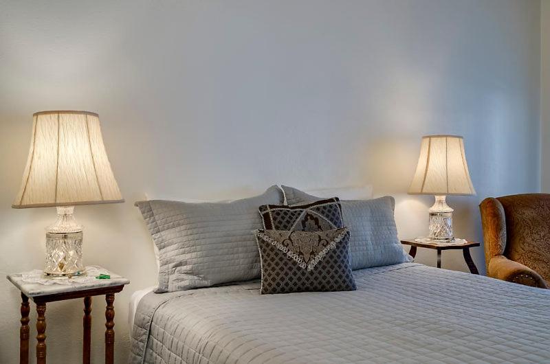 Ryan Hotel 월리스 외부 사진