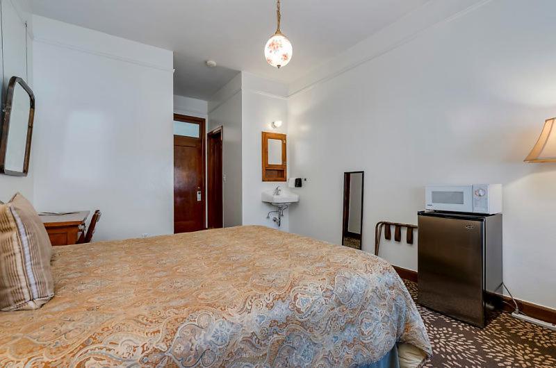 Ryan Hotel 월리스 외부 사진