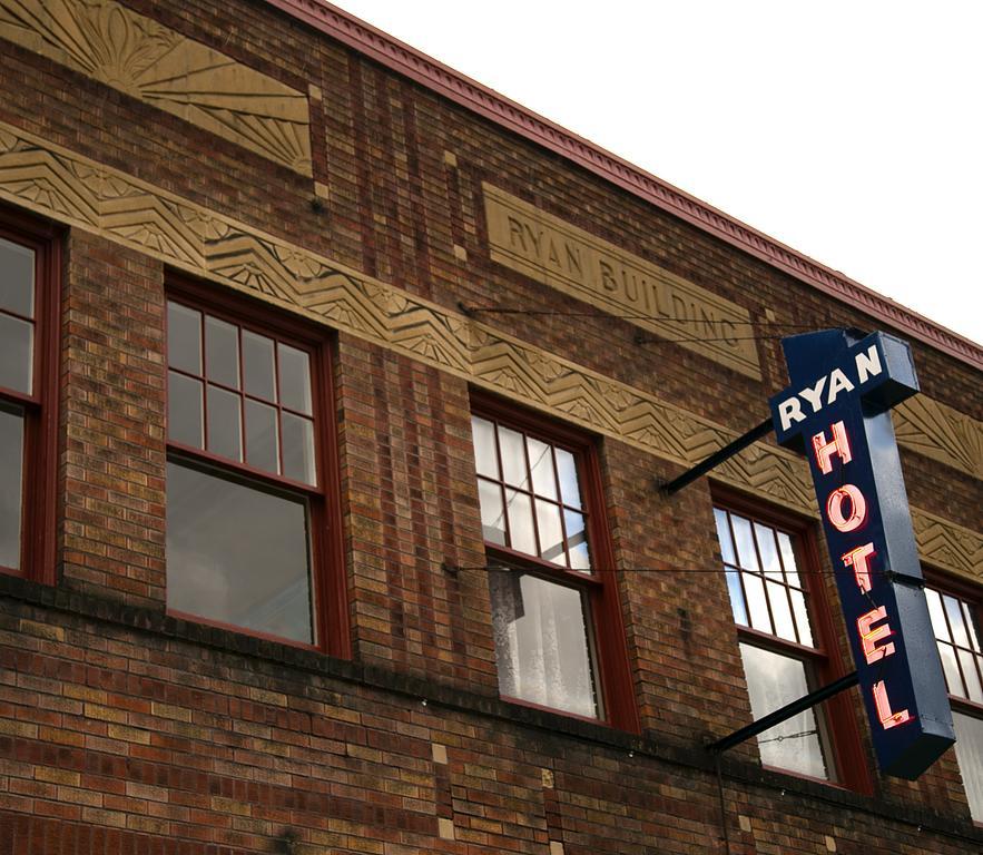 Ryan Hotel 월리스 외부 사진